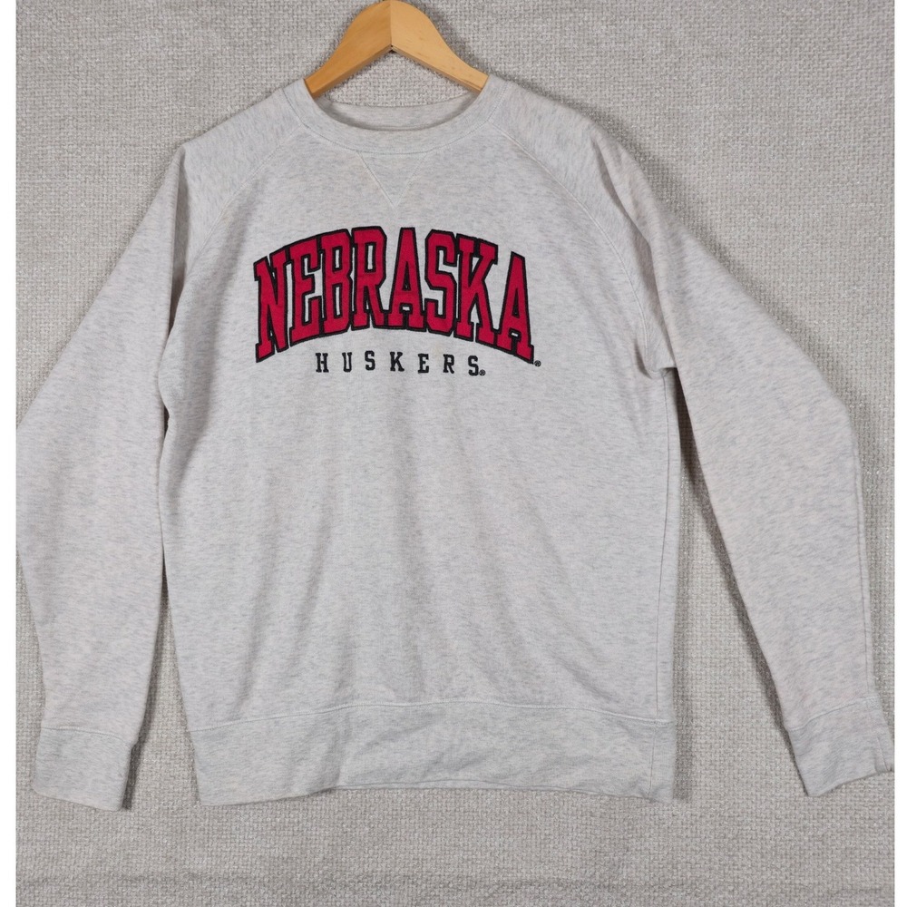 Champion Nebraska Huskers Sweatshirt Mens Medium Gray Pullover *HAS STAIN*+